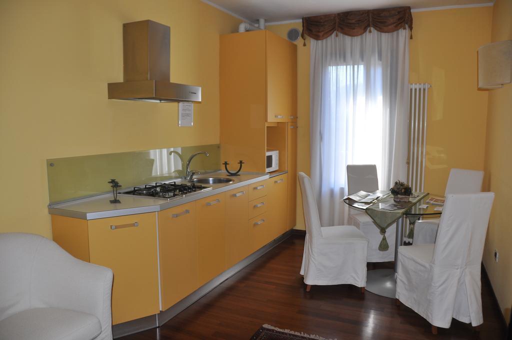 Piazza Nova Guest House Ferrara Room photo
