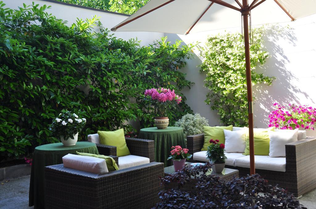 Piazza Nova Guest House Ferrara Exterior photo